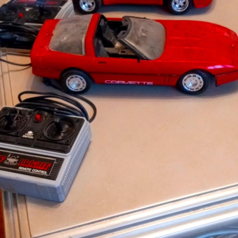 Vintage Corvette remote car